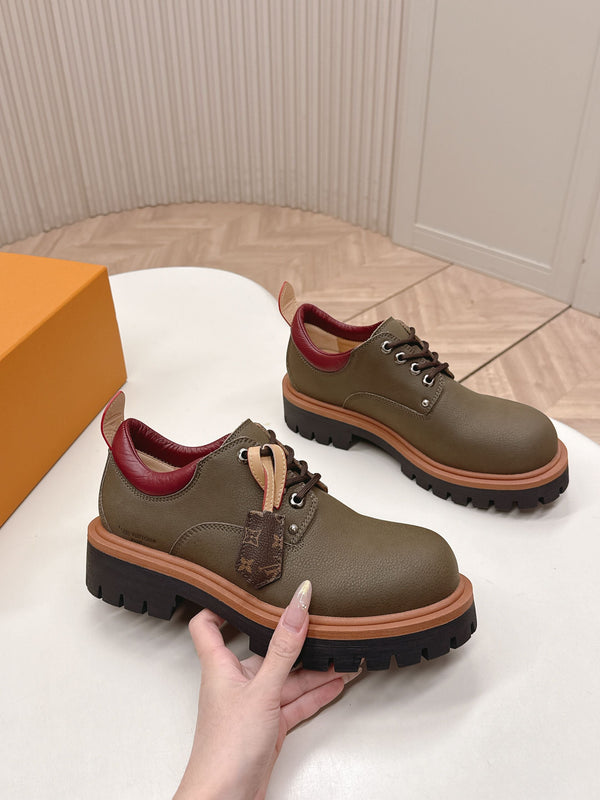 LV 26s Remix Derby Khaki Green Nuckbuk Cowhide 595413