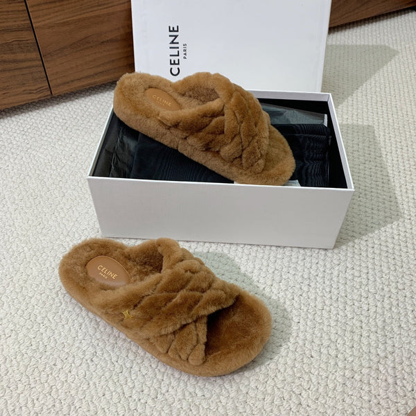 CL 26s Cross-Strap Sandals In Brown Wool