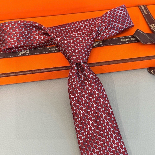 HM Hilario Tie Burgundy Twill Silk 210001