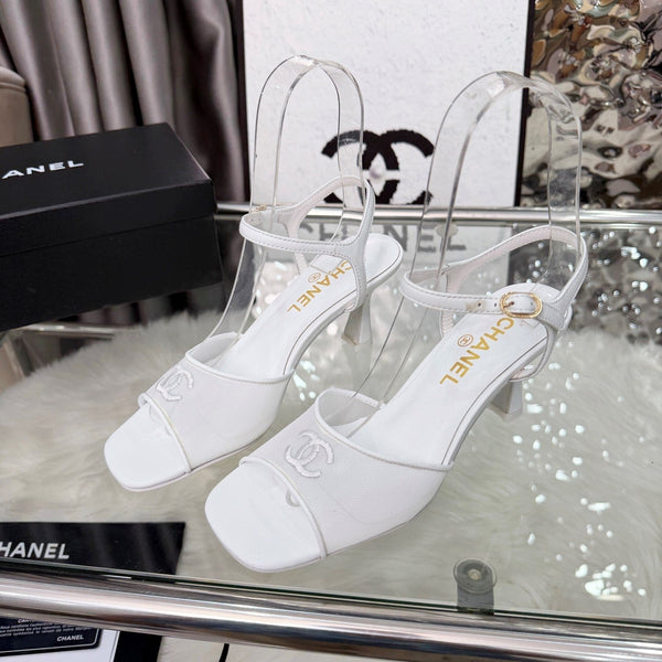 CC 2026B Métiers d'Art Sandals White Mesh Leather 970173