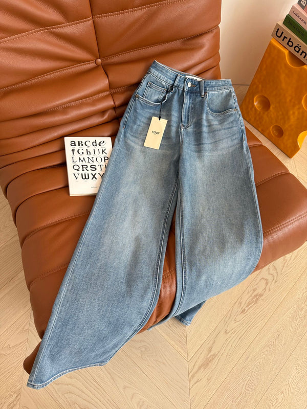 Fendi 25 Colorful Yarn Embroidered Letter Jeans Blue Cotton