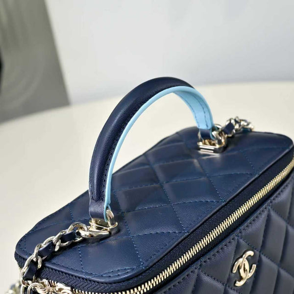 CC 26s Vanity Case Deep Blue Quilted Lambskin 286281