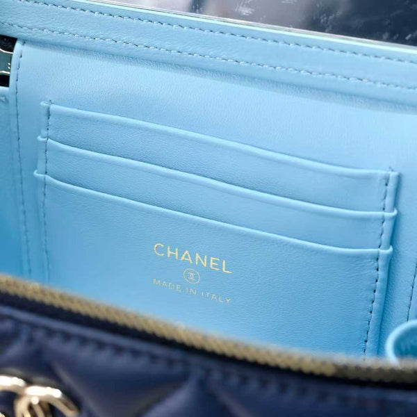 CC 26s Vanity Case Deep Blue Quilted Lambskin 286281