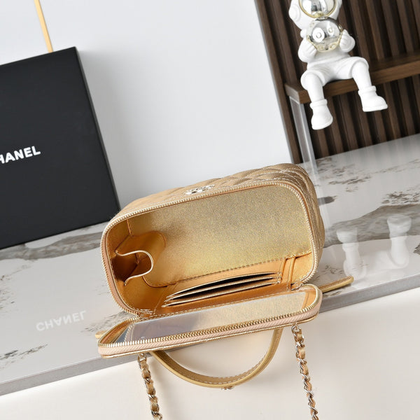 CC 25C Vanity Case Metallic Gold Caviar Leather 286276