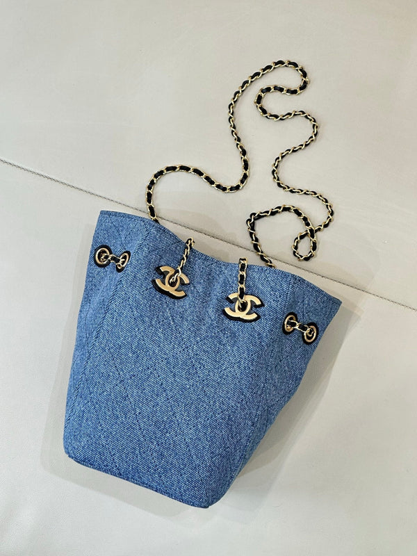 CC 26s Métiers d'art 2026 Bucket Bag 18CM Blue Denim 143452