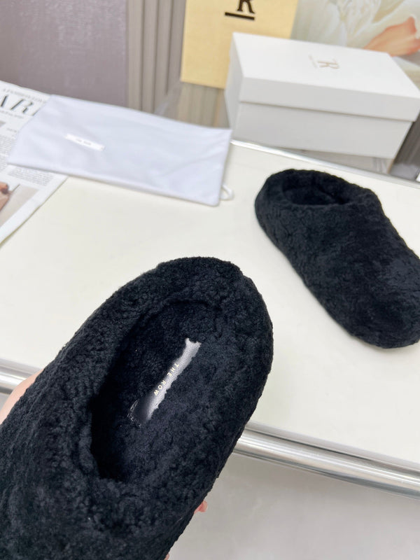 The Row 2025 Retro Oversized Toe Birkenstock Slipper Black Wool 576033