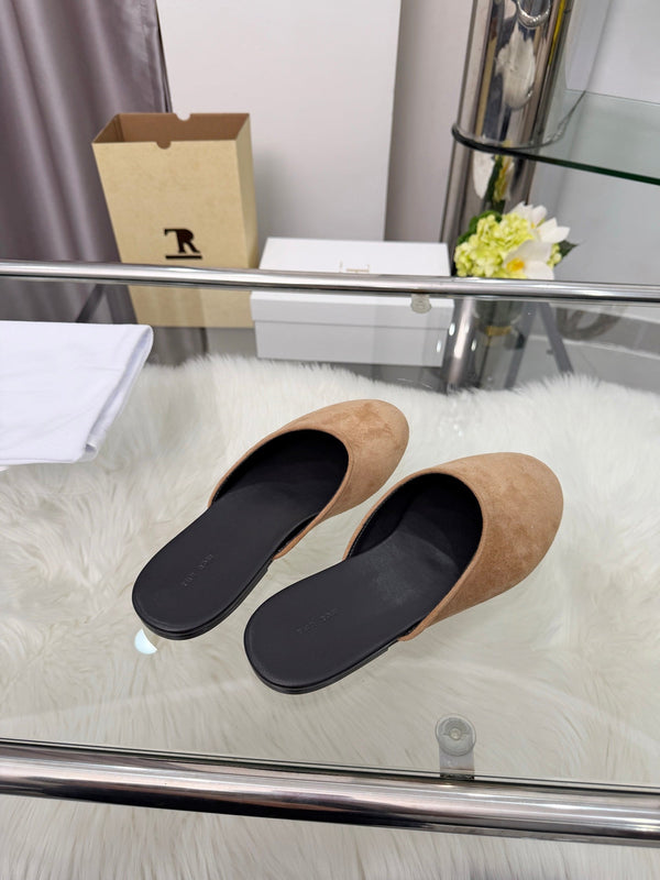 The Row Sleeper Two Slippers Beige Suede 707571
