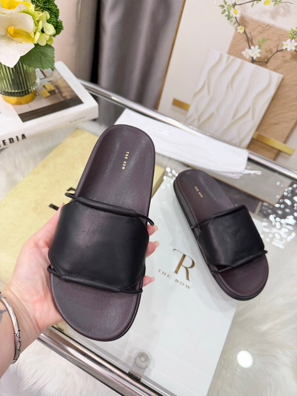 The Row Vivienne Slide Black Sheepskin 827498
