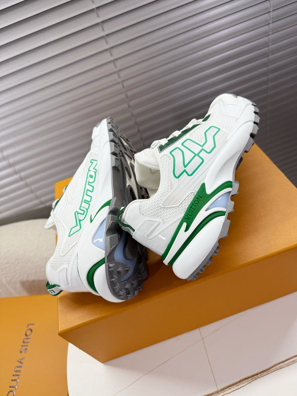 LV Runner Tatic Sneaker Green White Lace Technical Fabric 573942