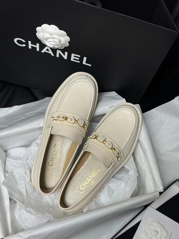 CC Loafers Cream Quilted Calfskin