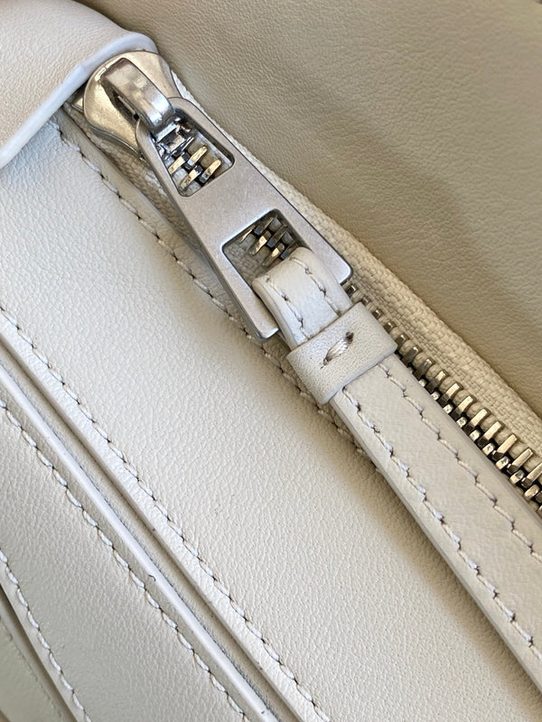 Loewe Panta Small Puzzle Bag 24cm White Glossy Calfskin