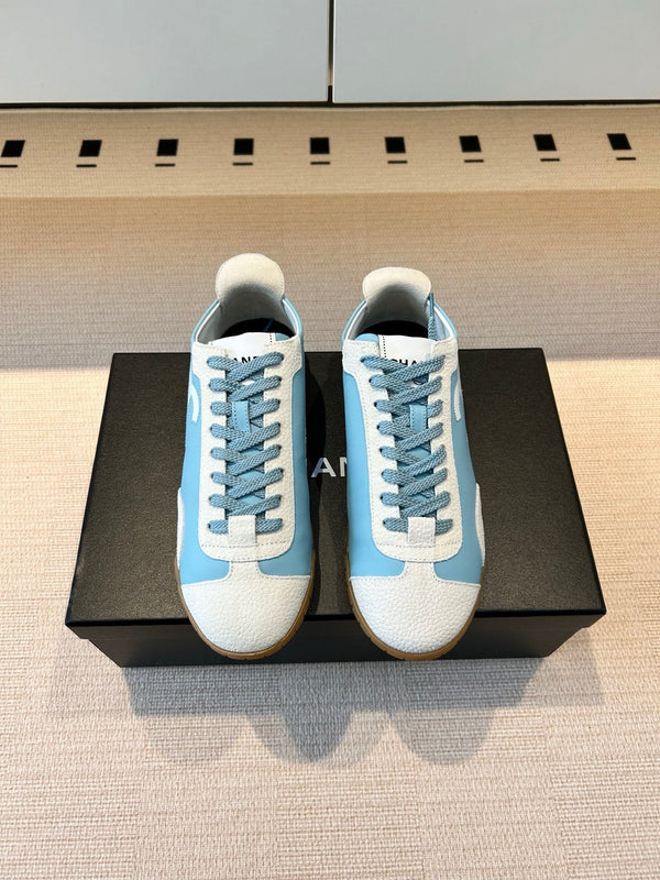 CC 26s Trainers White Blue Calfskin & Suede 618694