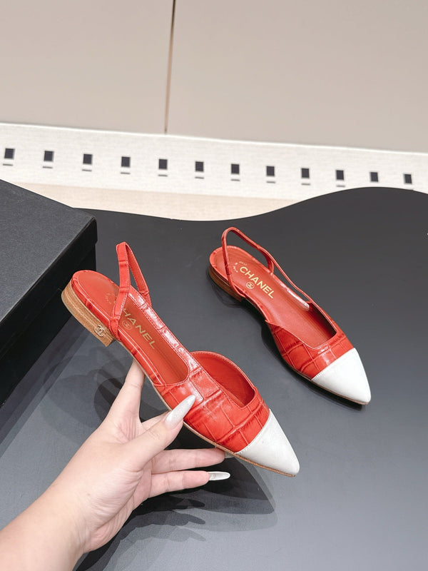 CC 26s Flat Pointed-Toe White Red Crocodile Embossed 922681