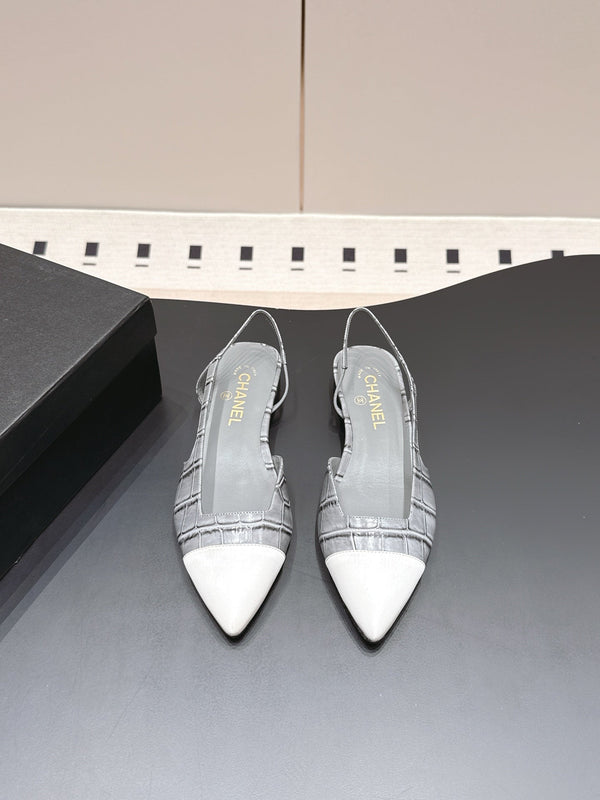 CC 26s Flat Pointed-Toe White Grey Crocodile Embossed 922682