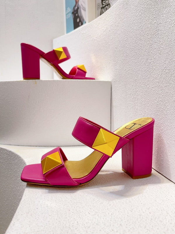VT One Stud Leather Sandals Fuchsia Pink Cowhide 292754