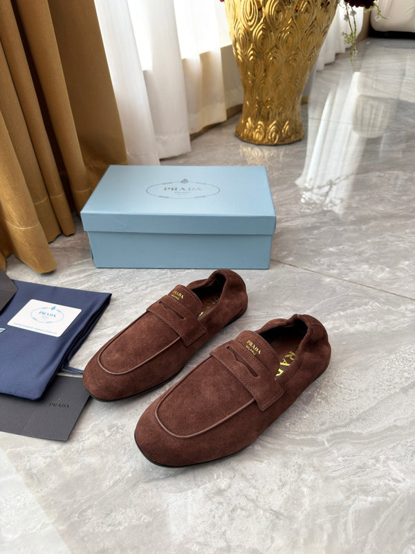 Prada 25SS Casual Elastic Loafers Warm Clay Suede 564181