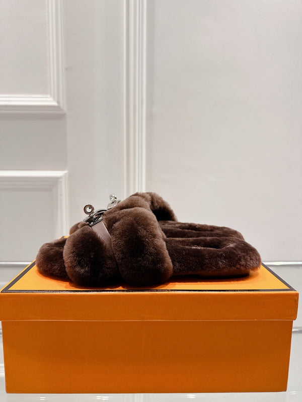 HM Oran slippers sliver buckle dark brown wool