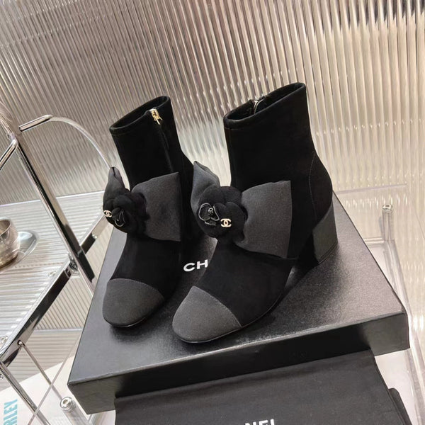 CC Short Boots 60mm Plain Black Camellia Suede