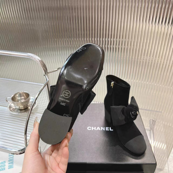 CC Short Boots 60mm Plain Black Camellia Suede
