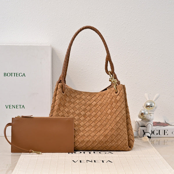 BV 26s Parachute Bag Brown Intrecciato Suede 291415