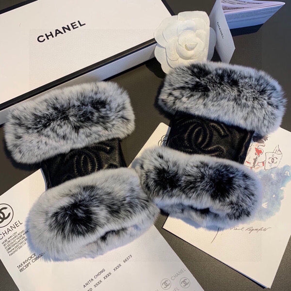 SHORt-STYLE GLOVES IN BLACK SHEEPSKIN AND RABBIT FUR 463852