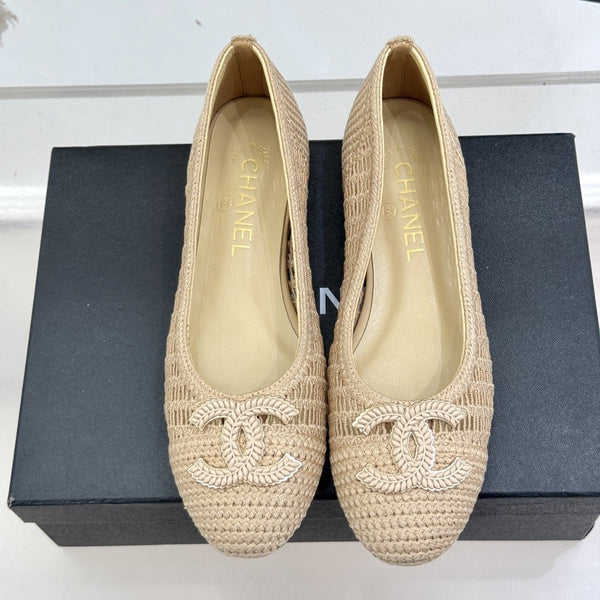 CC 25P Hollow Double C Ballet Flats 15mm Beige Raffia 265642