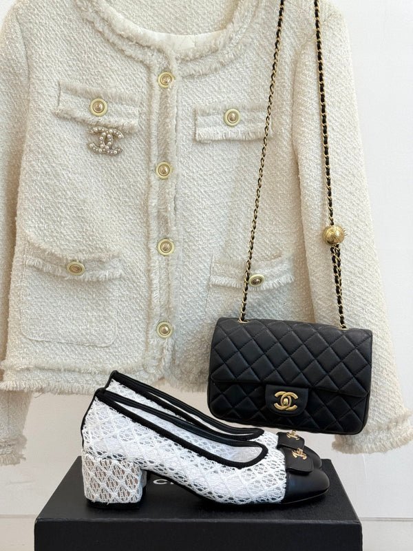 Chanel 25 Ballet Flat 50mm White Black Woven Lambskin 473053