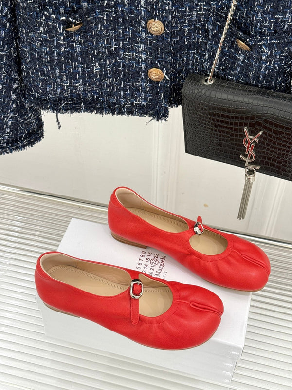 MM6 26s Tabi Mary Jane Ballerina Flats Red Leather 991569