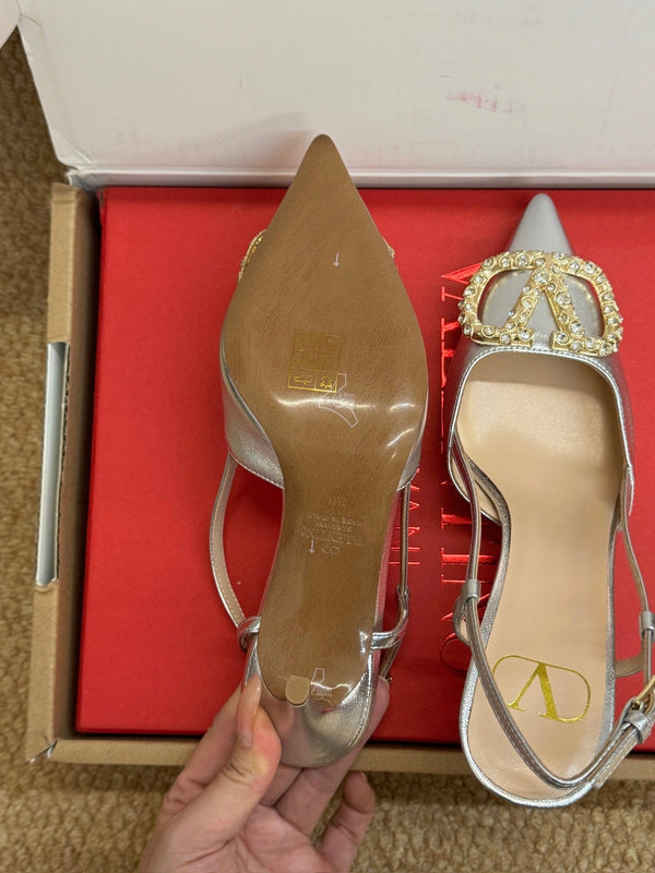 VL 26s High Heel Slingbacks In Metallic Silver Calfskin With Crystal