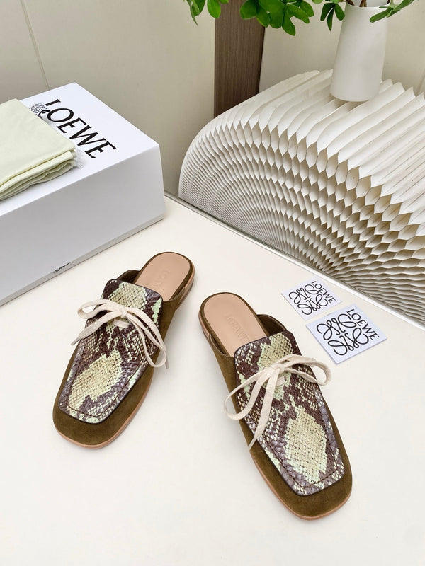 LW 26s Flat Mules In Snakeskin-Embossed Calfskin And Brown Suede