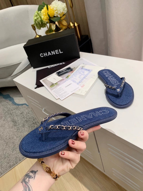 CC Chain Link Thong Flat Dark Blue Denim 696738