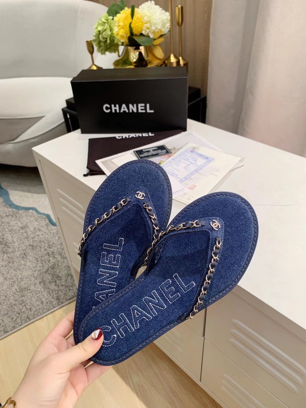 CC Chain Link Thong Flat Dark Blue Denim 696738