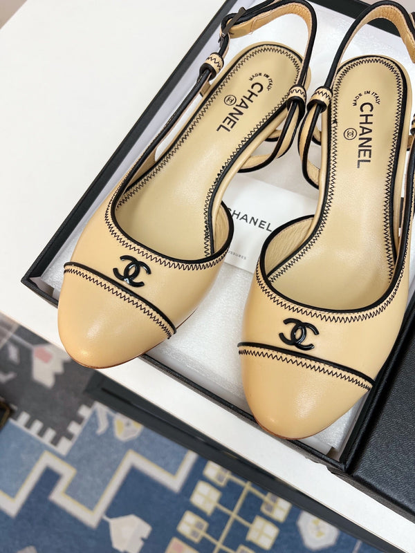 CC Slingback Heels With Black Contrast Stitching Beige Lambskin 476711