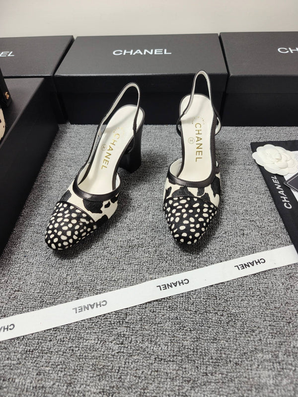 CC SS 2026 Slingbacks 9.5cm White Black Calfskin Lambskin