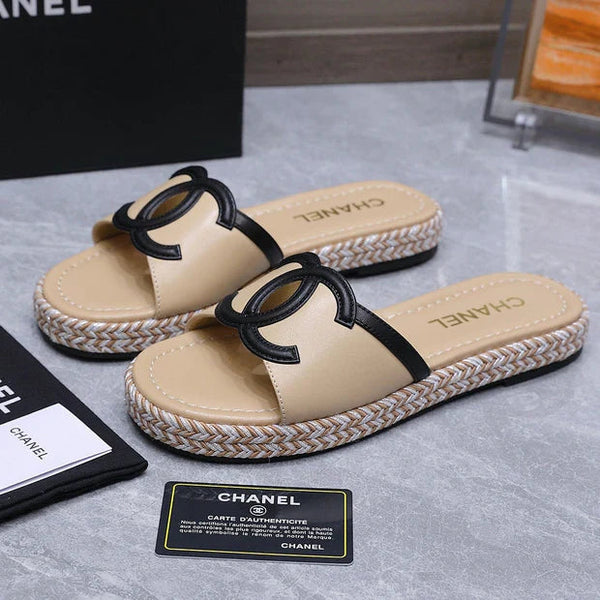 CC 2026 Slippers Beige Sheepskin 758401
