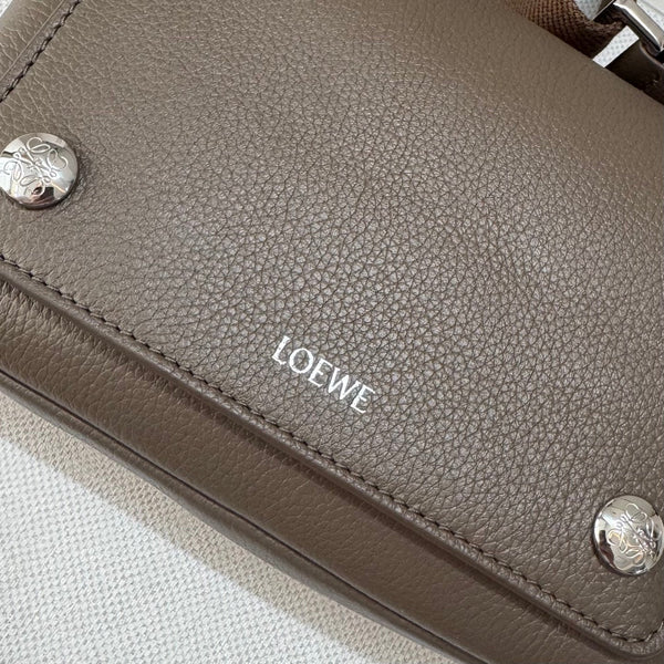 Loewe 2025 Small Pebble Messenger Bag Brown Grained Calfskin 274597