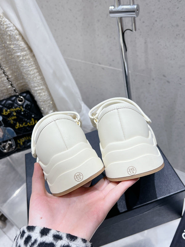 CC 26s Mary Jane Loafers White Lambskin 762896