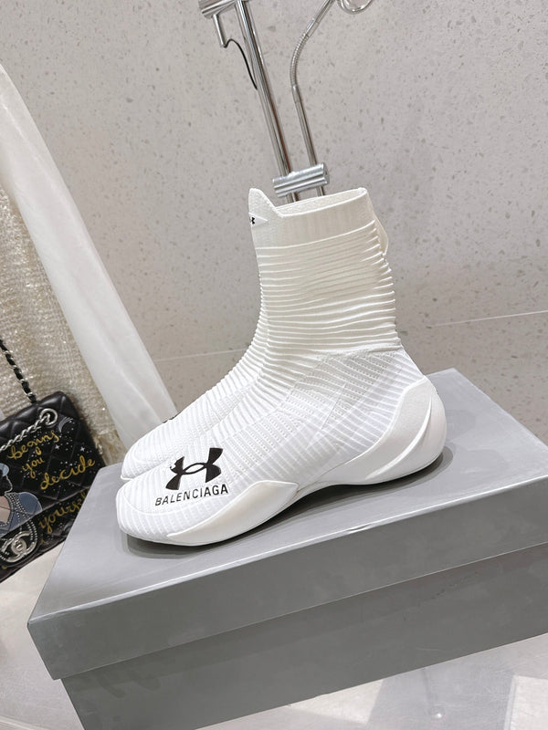 UNDER ARMOUR HYPER SNEAKER IN WHITE MIX BLACK KNITTED FABRIC