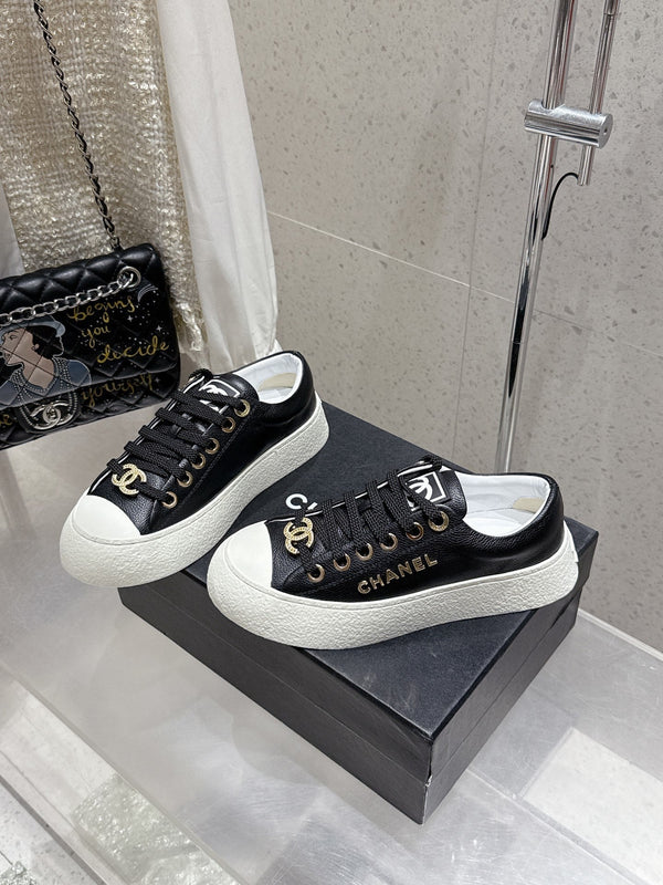 CC Sneaker Black cowhide 204661