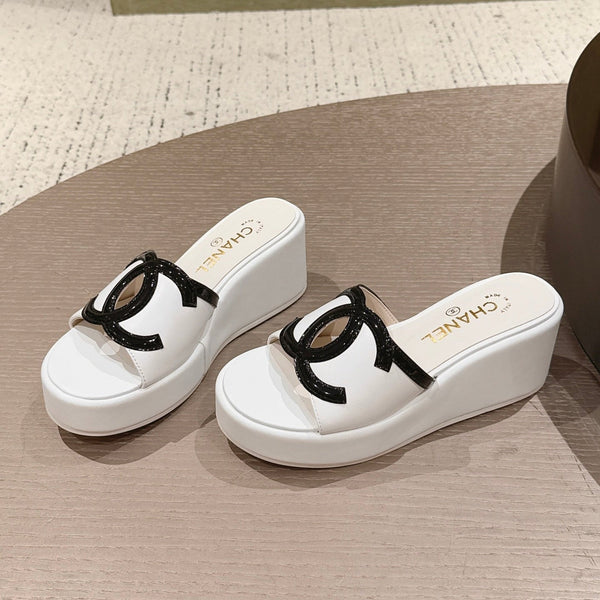 CC 26s Platform Mules White Patent Leather Lambskin 916986