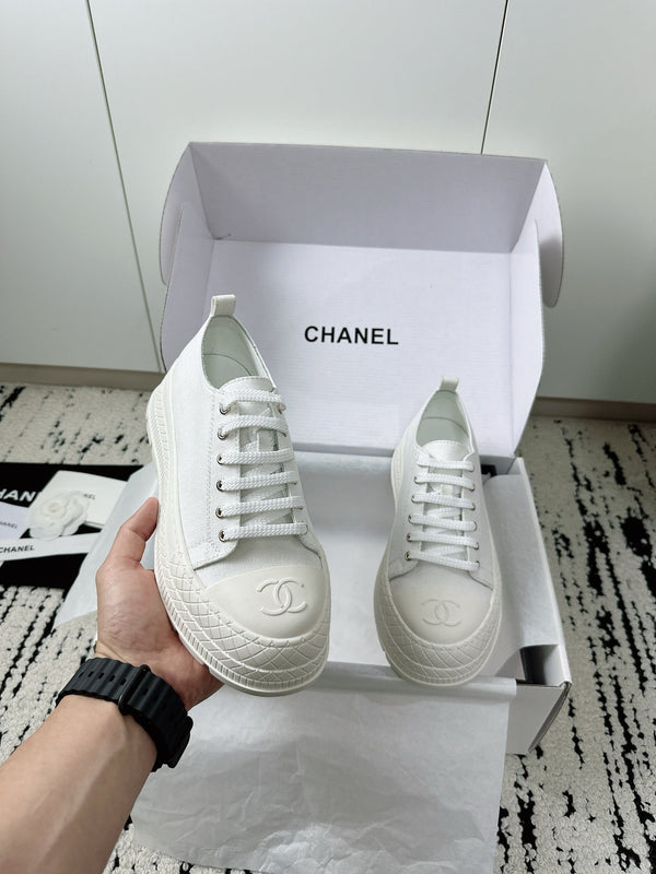 CC Platform Sneakers White Rubber Cotton 696672
