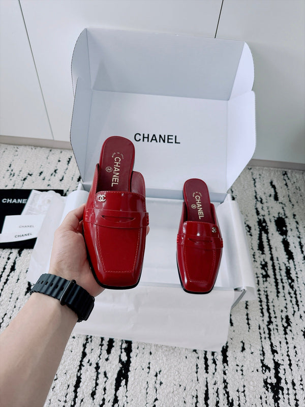 CC AW26 Mocassins Mule Burgundy Shiny Leather 942470