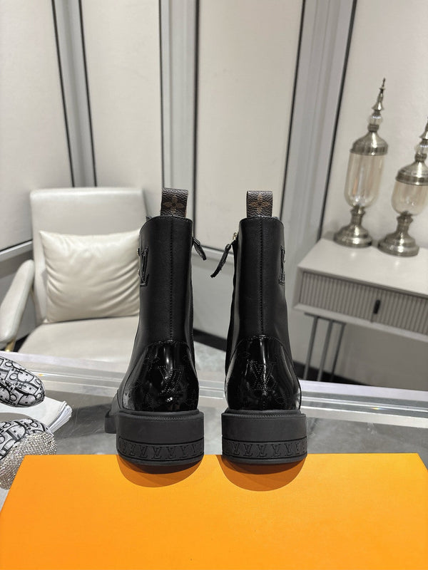 LV Citizen Flat Ranger Boot Black Cowhide