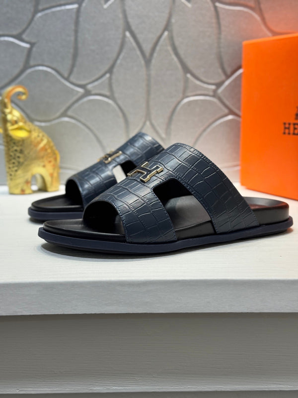 HM Oran H Slippers in Navy Blue Cowhide 735235