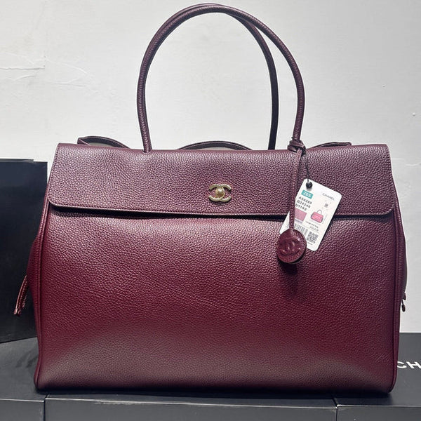 CC 2026 Large Shopping Bag 43cm Burgundy Grained Calfskin 363704