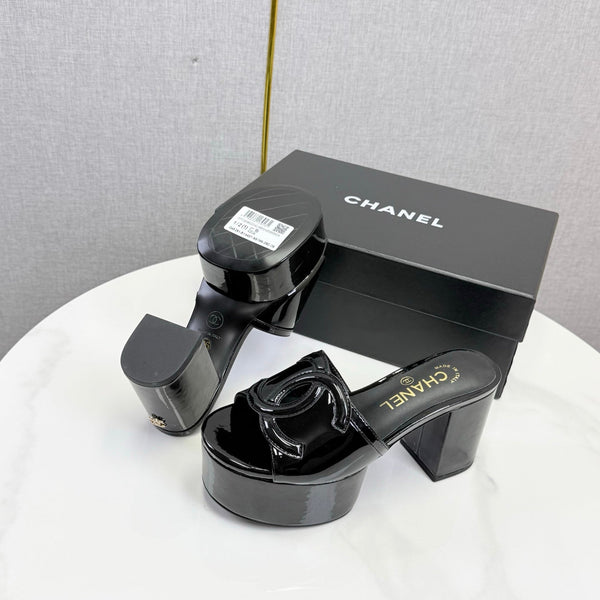 CC 26s Block Heel Sandals 10cm Black Patent Calfskin
