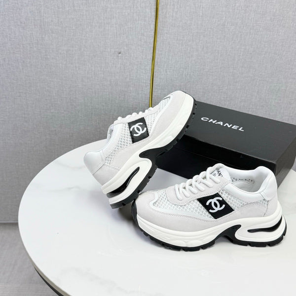 CC 26s Runners Sneakers White Mesh Suede Suede