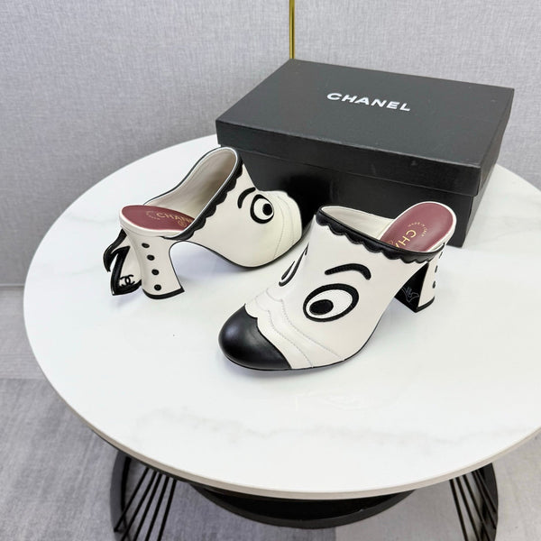 CC 2026 Mule 95mm White and Black Lambskin 904537