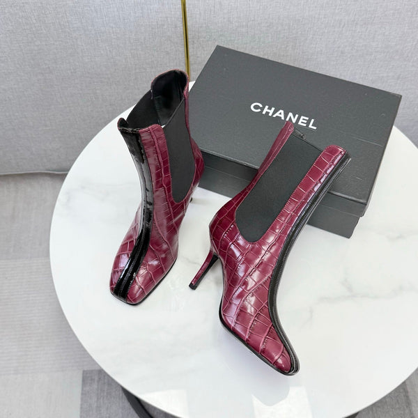 CC 26s Metiers d'Art Boot Burgundy Embossed Leather 904452