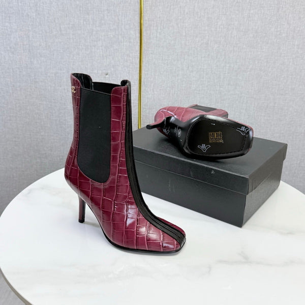 CC 26s Metiers d'Art Boot Burgundy Embossed Leather 904452